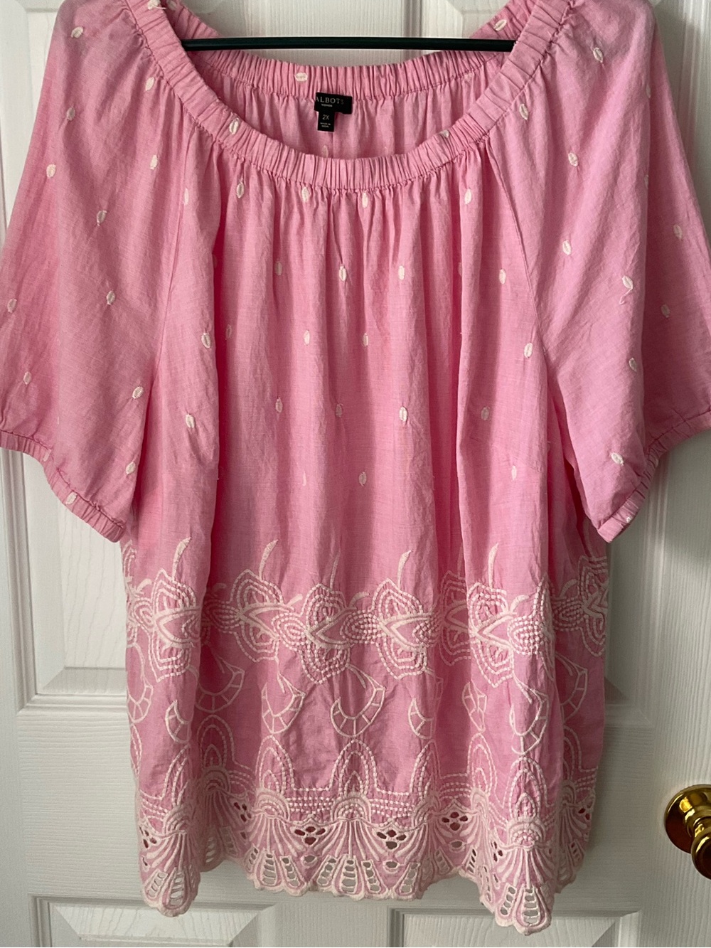 Talbots Pink Eyelet Appliqué Top Size 2X Like New - Picture 2 of 9